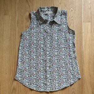 LOFT Floral Sleeveless Buttoned Blouse